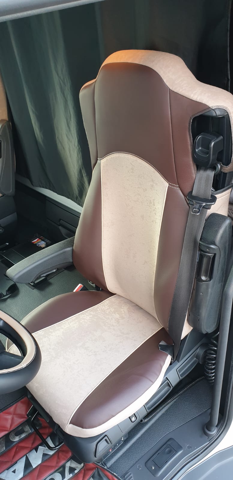 Coprisedili Mercedes Actros MP4 Euro 6 – Pelle Ecologica Nero E Blu